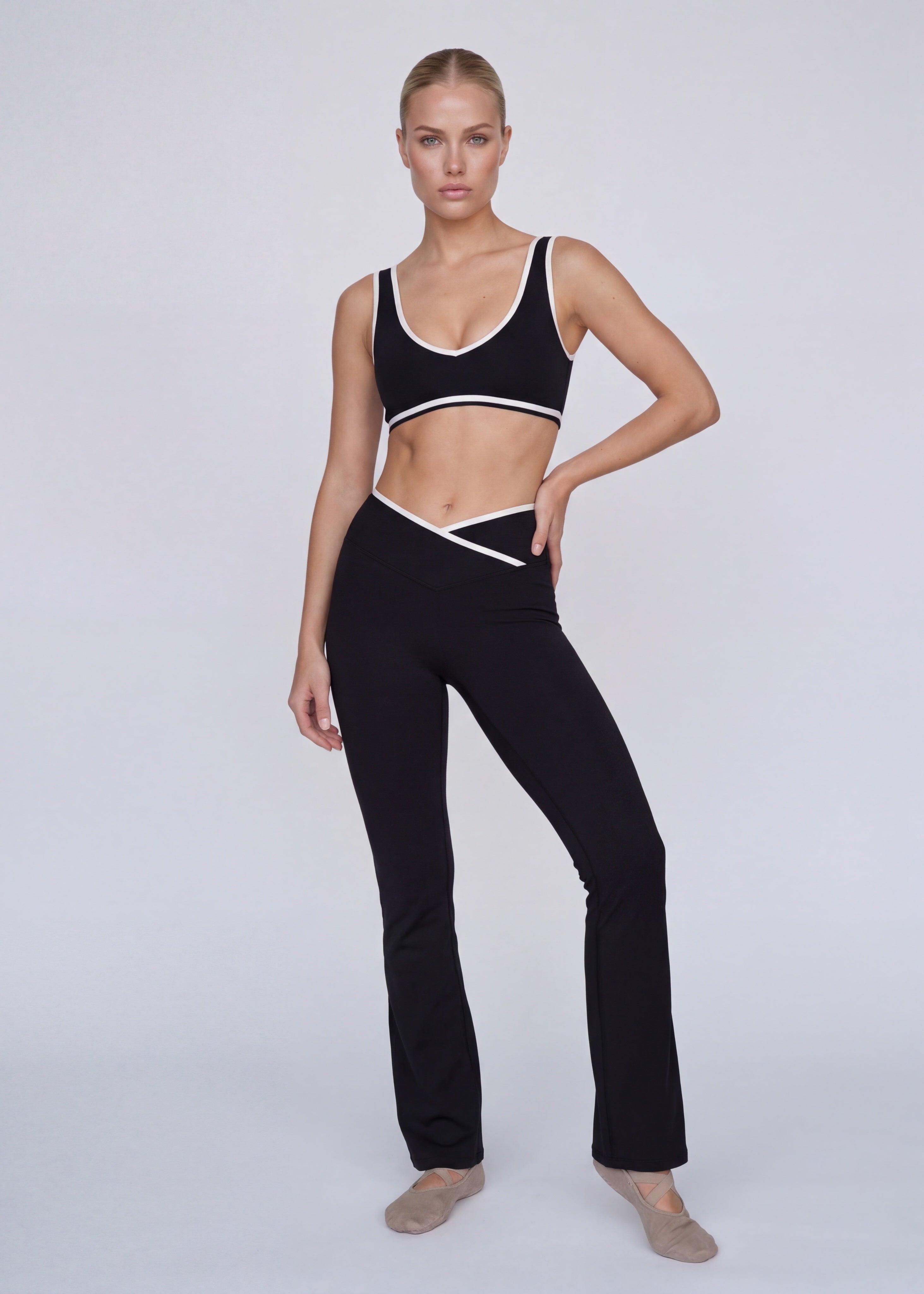 NudeTouch Flare - Black